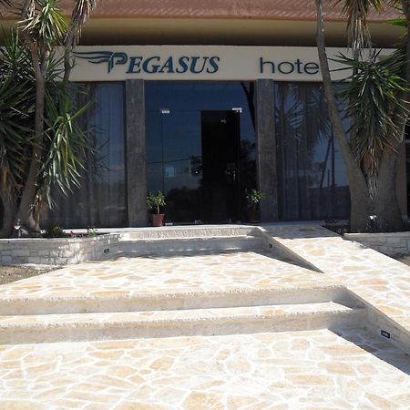 Pegasus Hotel Roda  Eksteriør billede